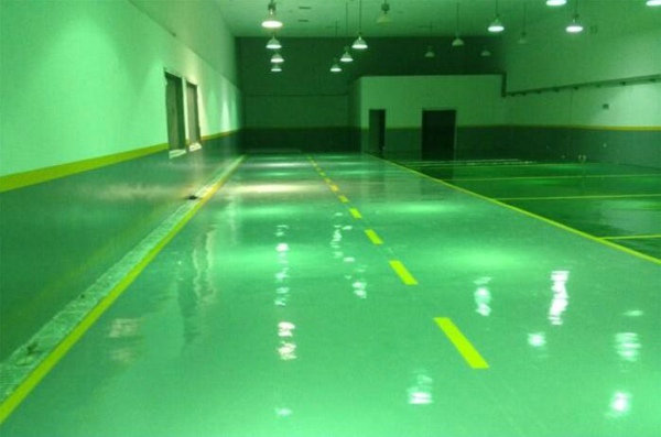 雨季環(huán)氧地坪漆施工應(yīng)考慮到哪些地方？